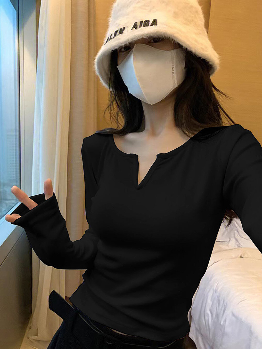 LULU & SKY V-Neck Slim Fitted Black Top