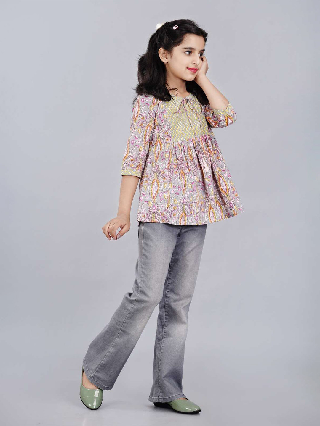 DMP FASHION Girl Floral Print Round Neck Top