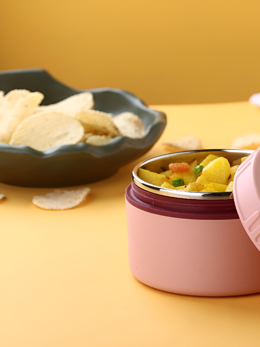 Faverito Portable Japanese Style Bento Plastic Easy to Clean Lunch Box With Spoon and Fork