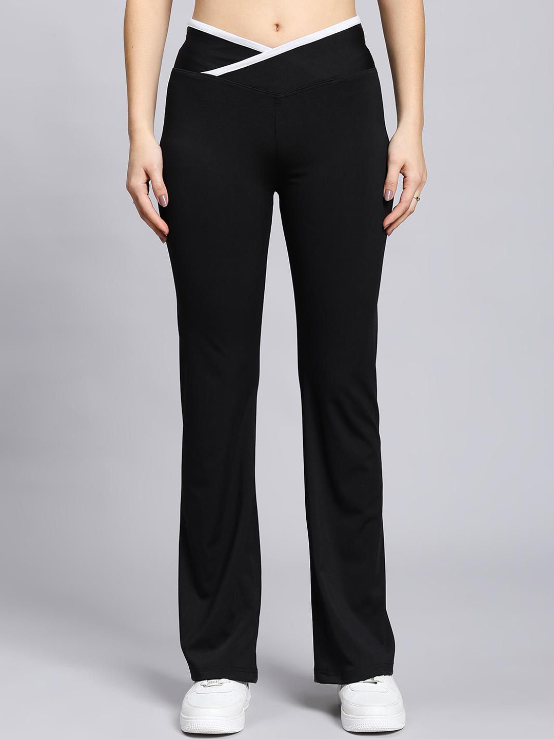 AKKAX High Waisted Ankle Length Flared Tights