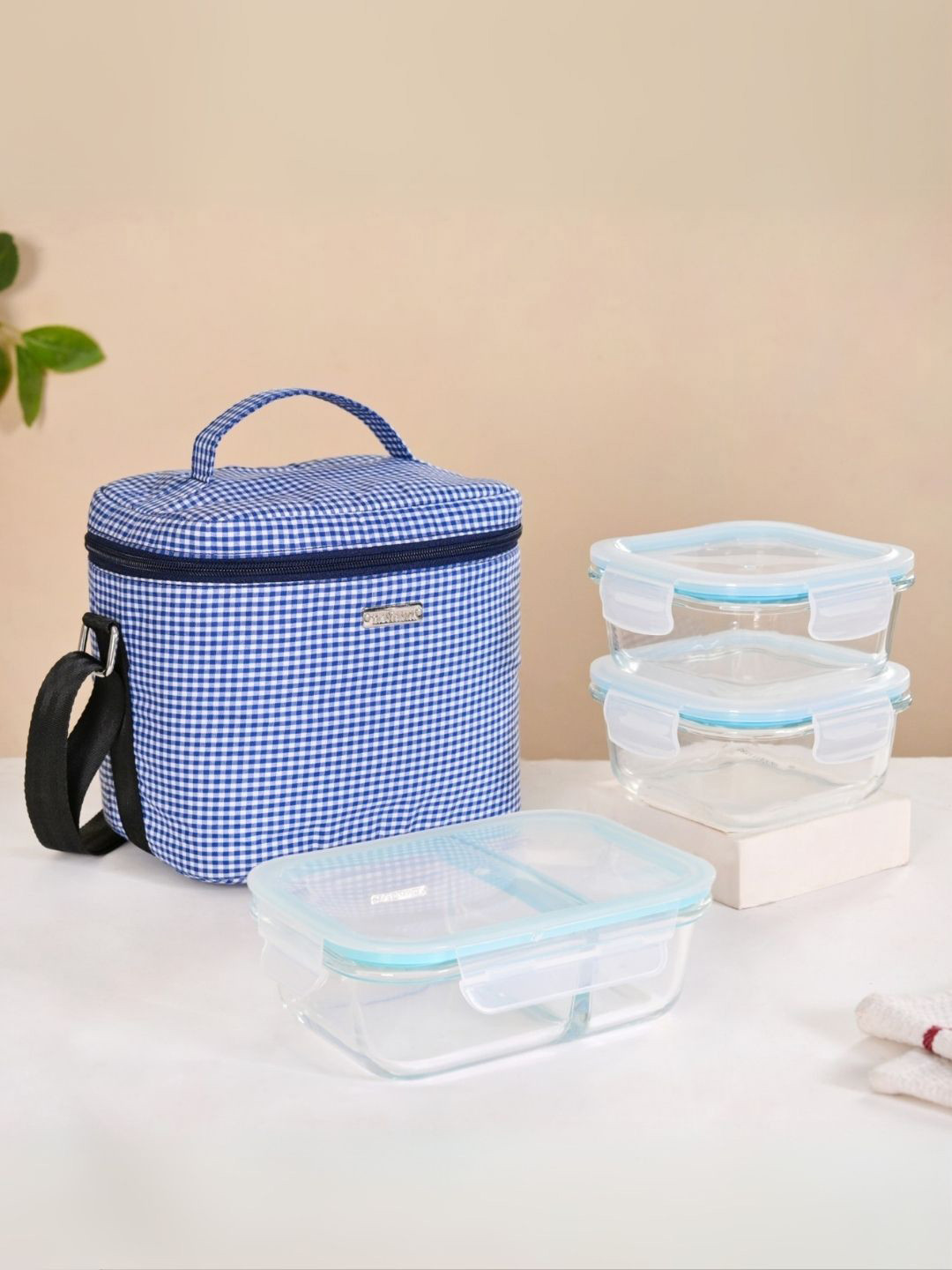 Nestasia Transparent & Blue 4 Pieces Glass Lunch Box With Lunch Bag