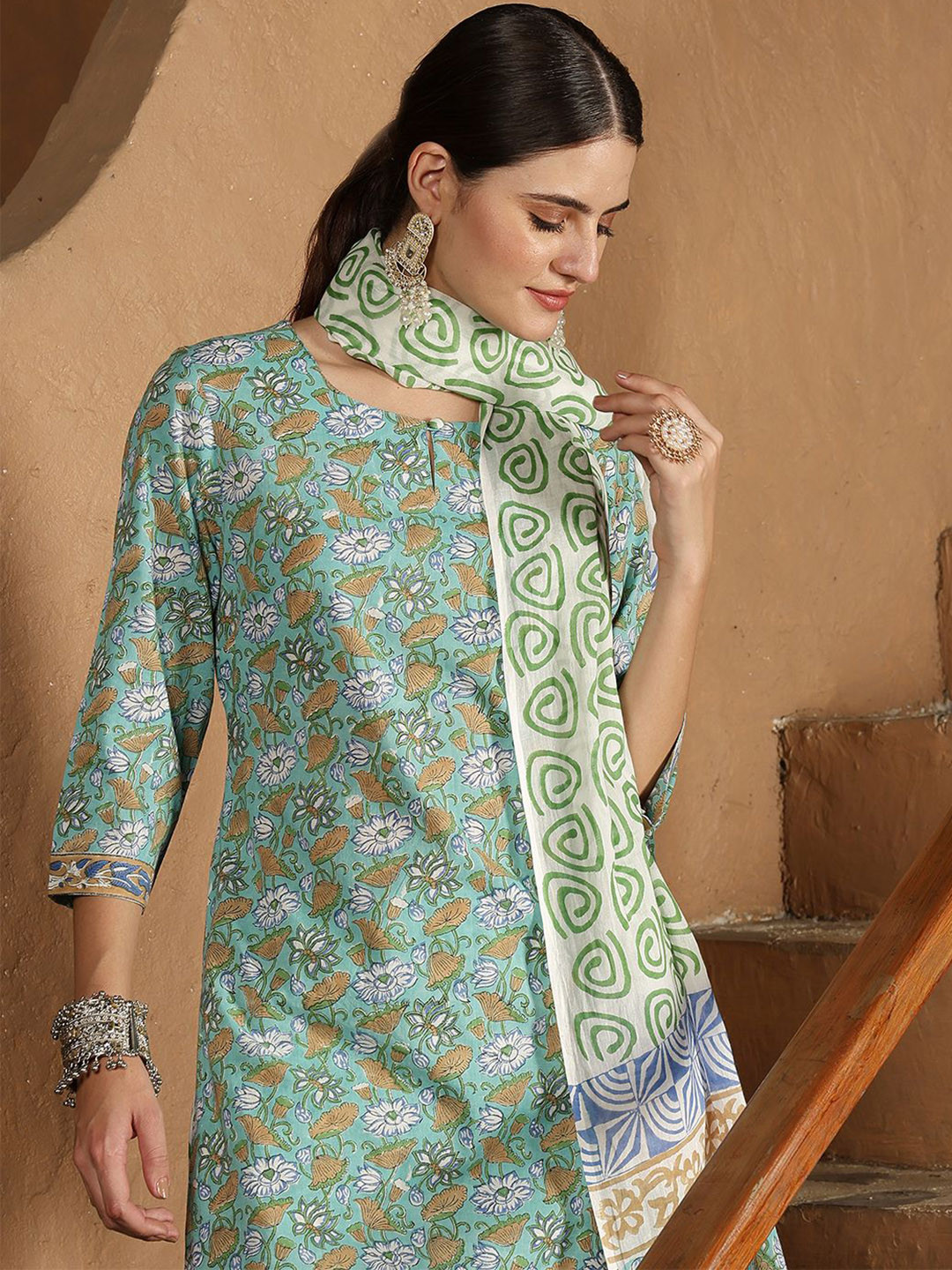 Taavi Women Floral Hand Block Print Kurta with Trousers & Dupatta