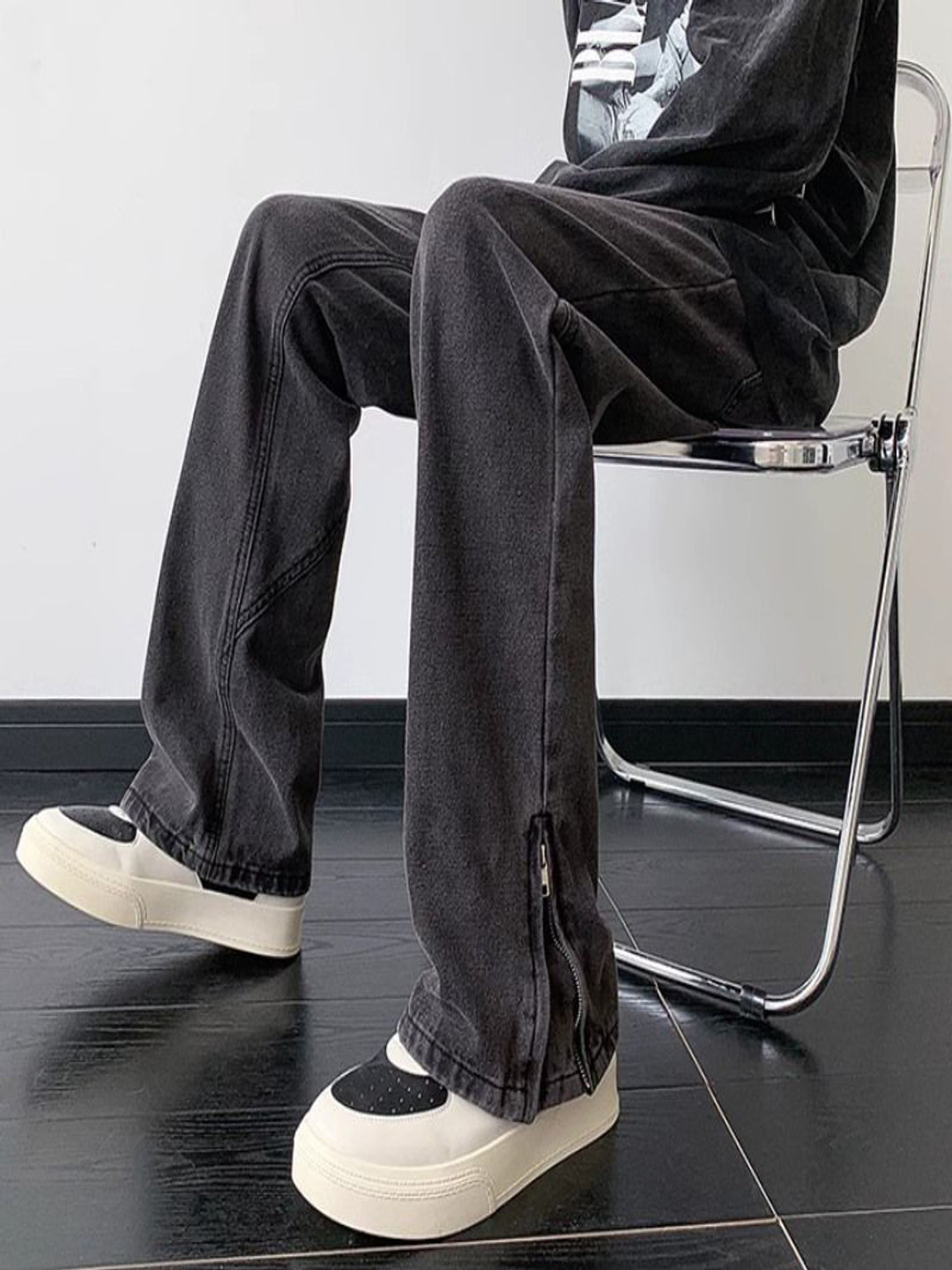 StyleCast Men Wide Leg Medium Shade Acid Wash Jeans