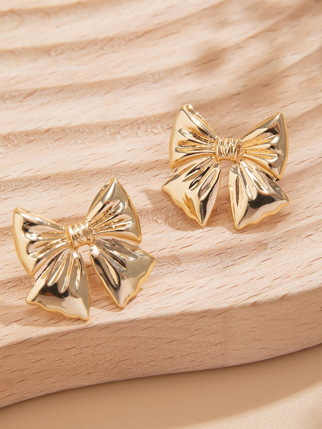 StyleCast x Revolte Classic Studs Earrings