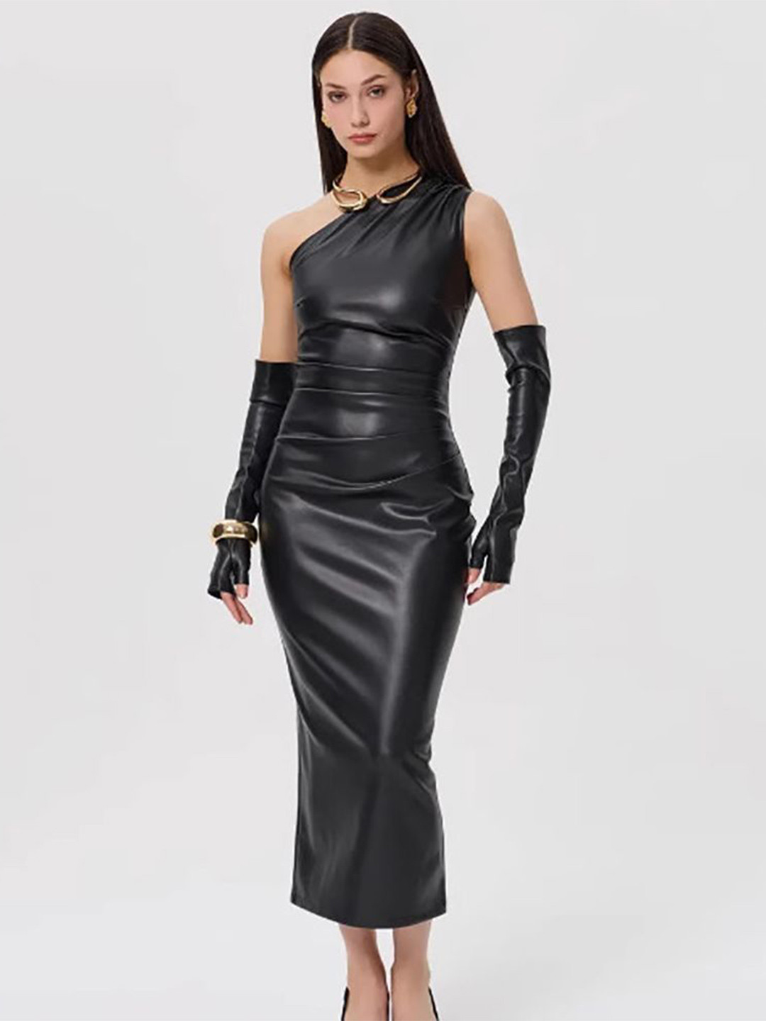 StyleCast x Revolte One Shoulder Cold-Shoulder Bodycon Midi Dress
