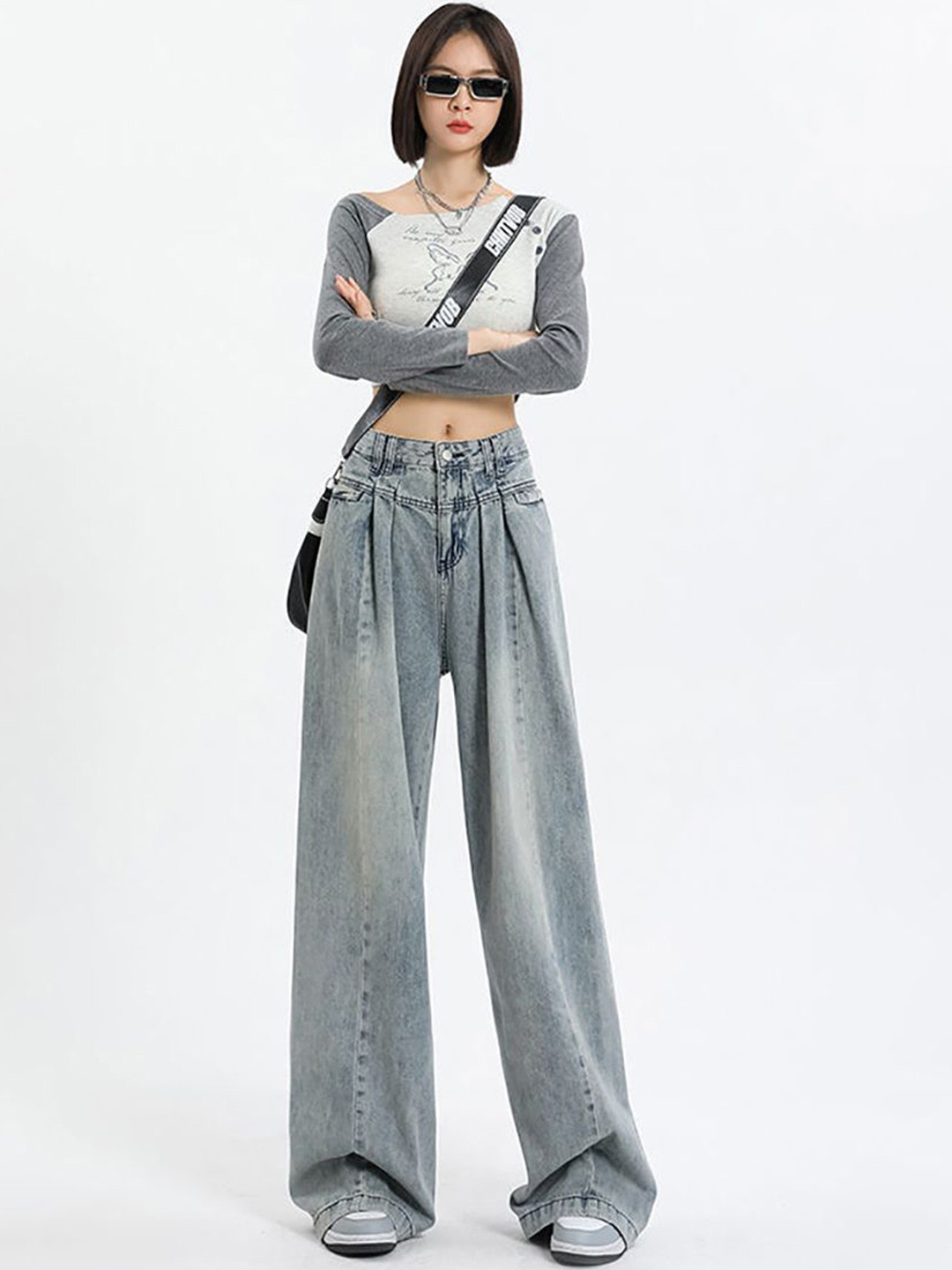 StyleCast x Revolte Women Clean Look Mid-Rise Flared Jeans