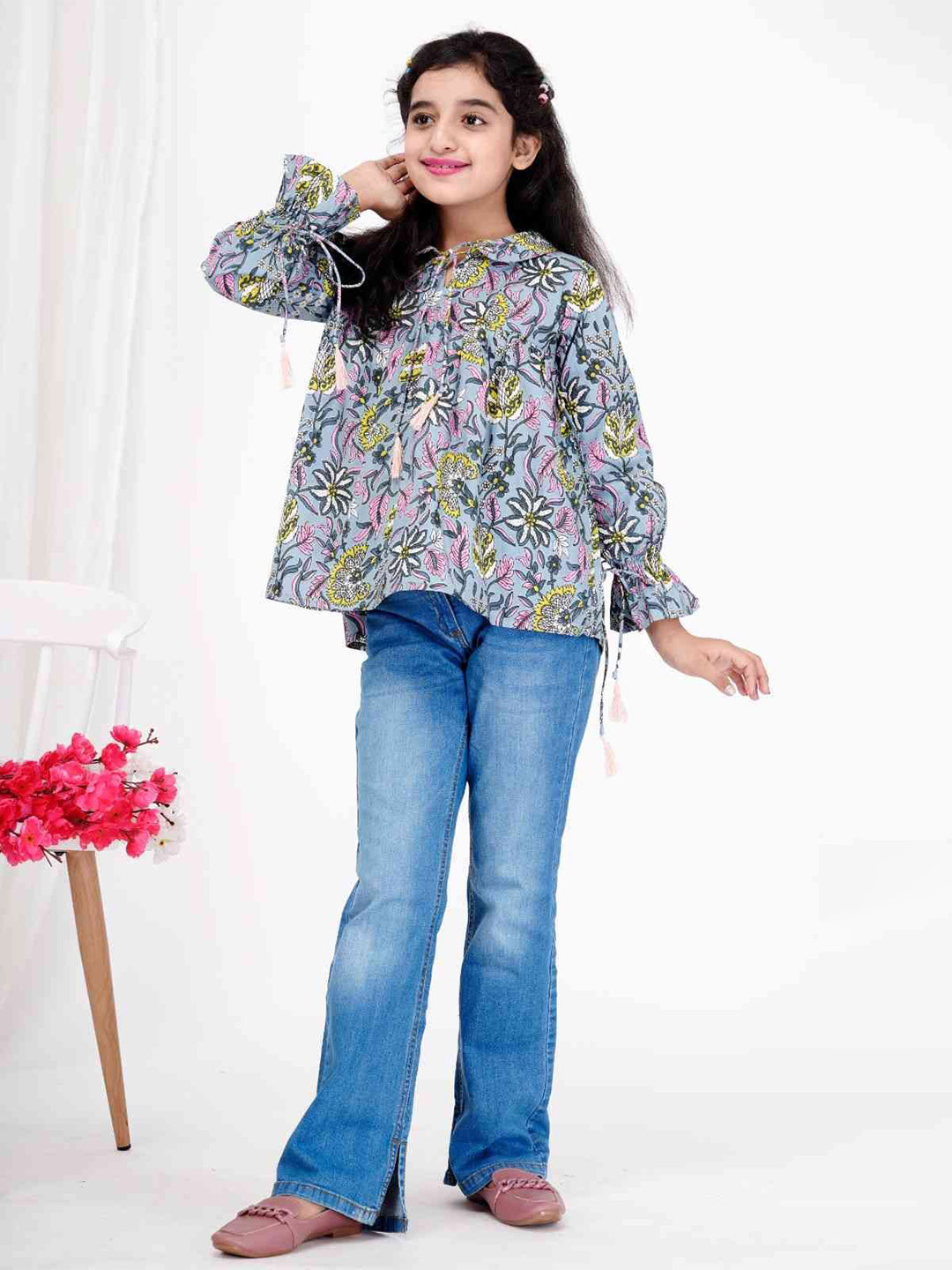 DMP FASHION Floral Printed Bell Sleeve Tie-Ups Detail Cotton Top