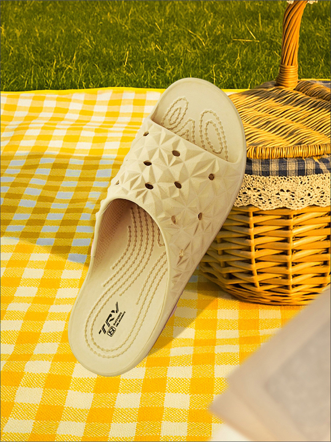 TRV Women Slip-On Flip Flops