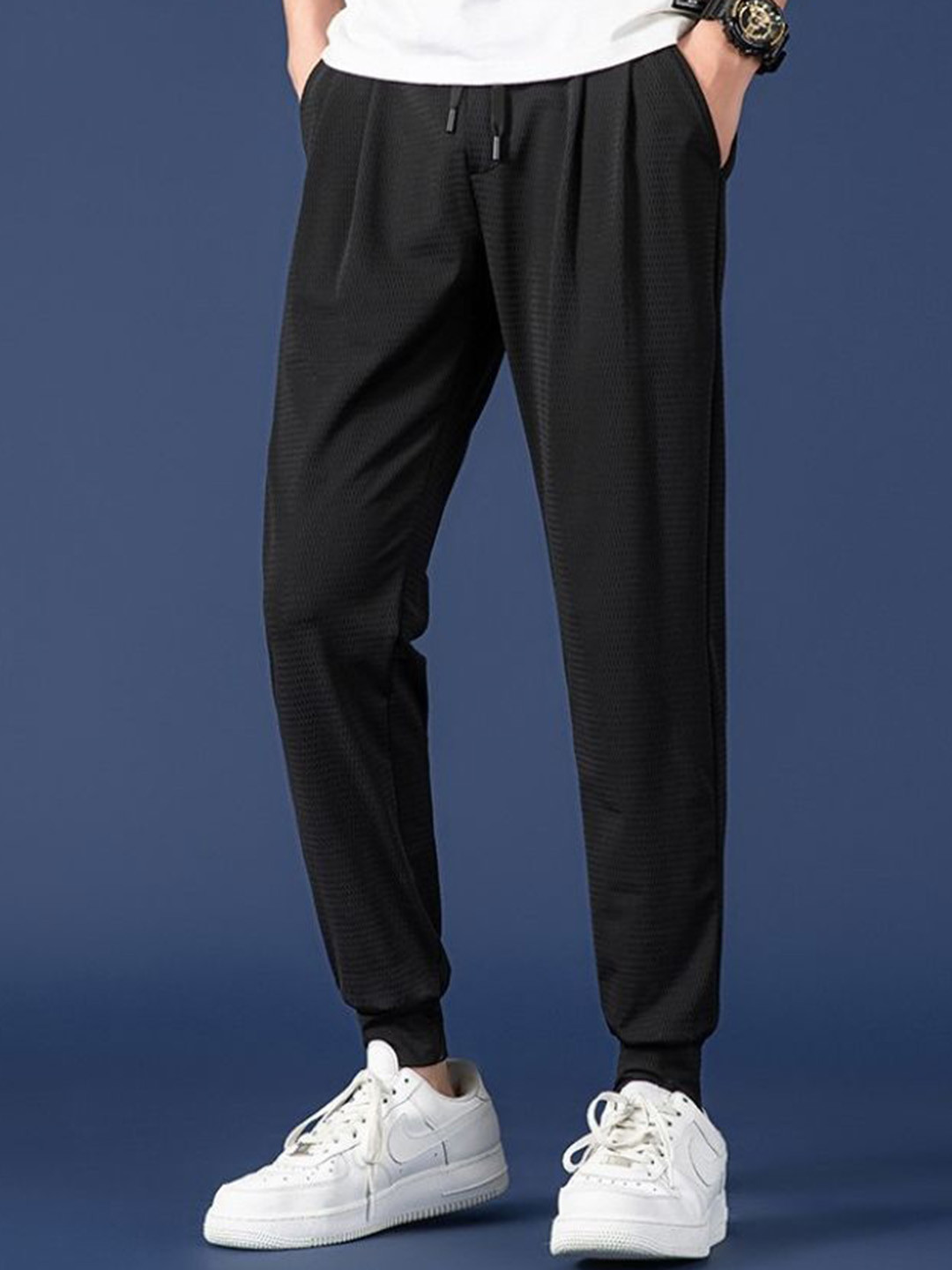 StyleCast Men Slim-Fit Mid Rise Joggers 3001941-Black