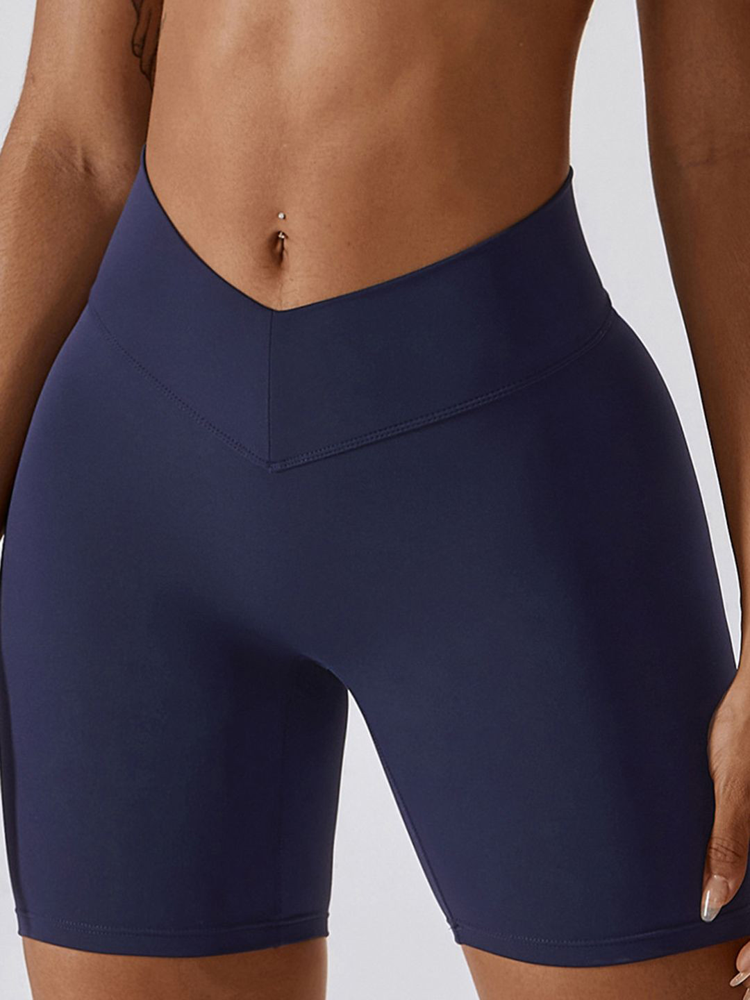 StyleCast Women Solid Mid-Rise Navy Blue Regular Shorts