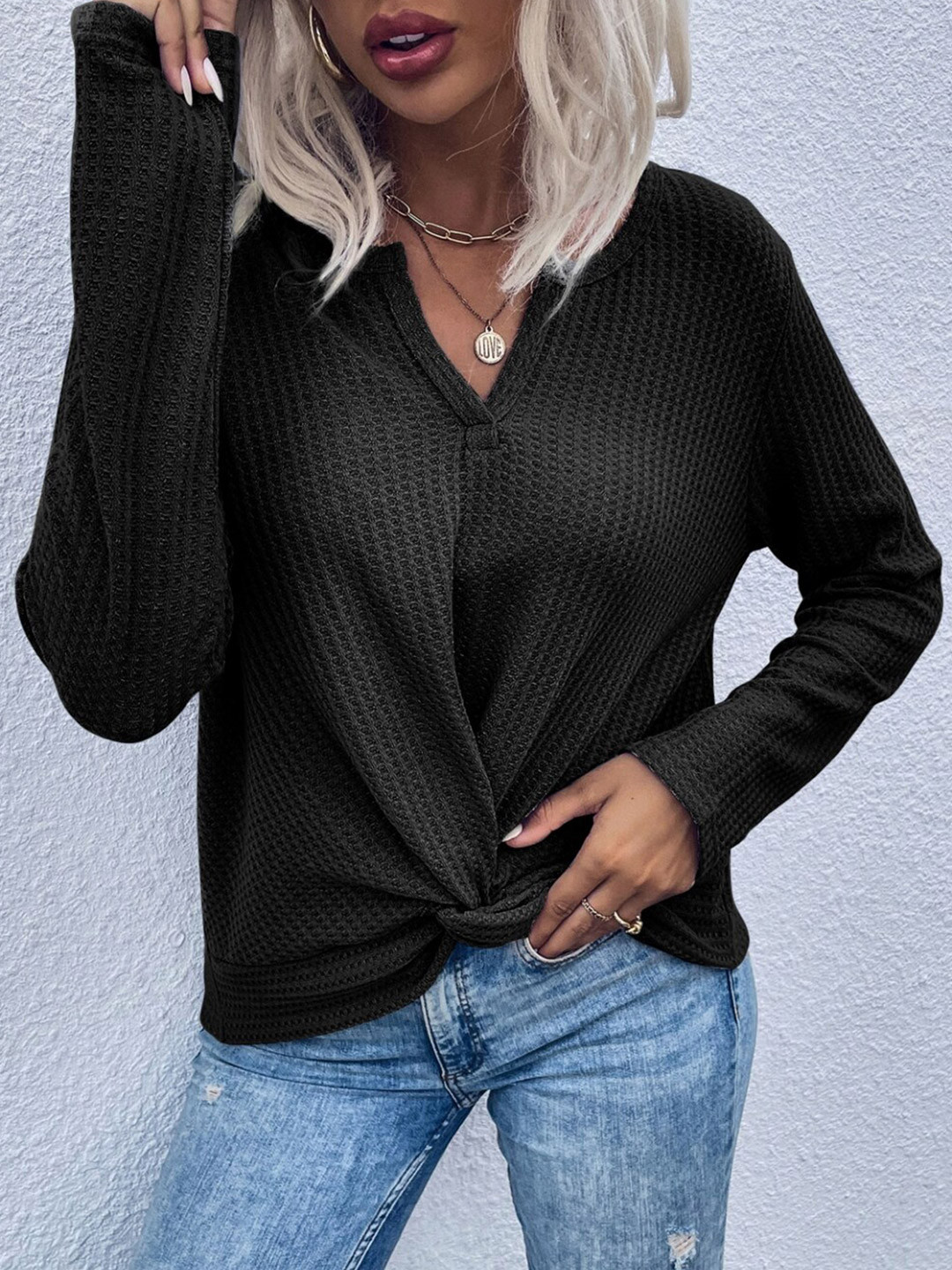 StyleCast Black V-Neck Long Sleeve Cotton Top