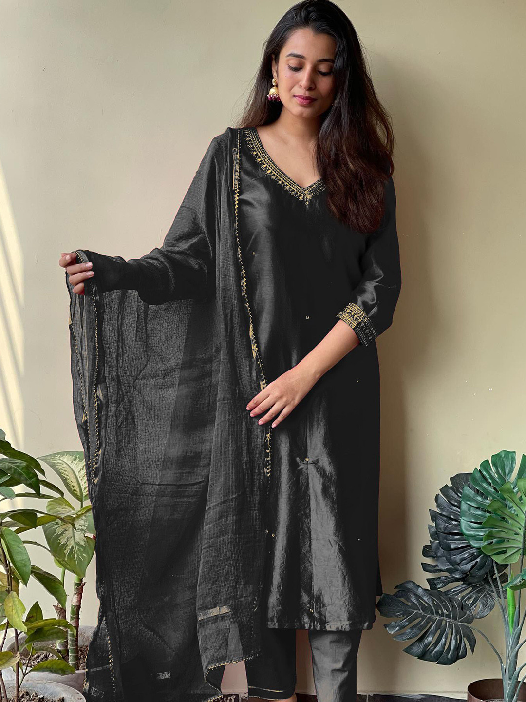 KALINI Women Regular V-Neck Embroidered KurtaTrousers Wi th Dupatta