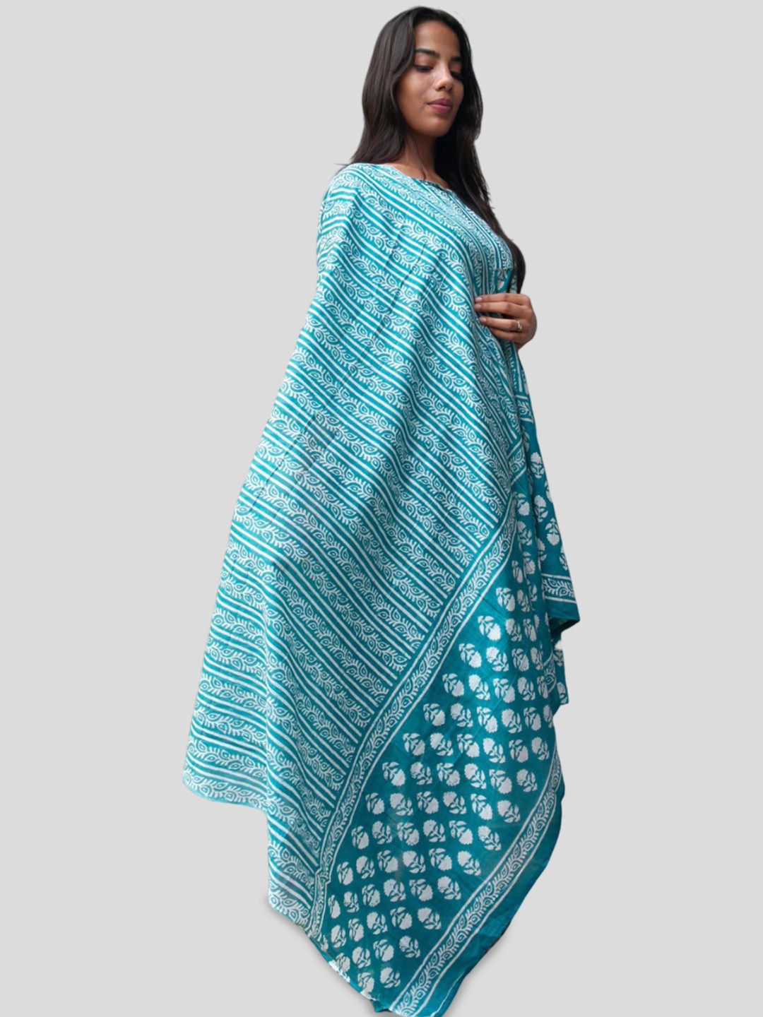 Artisan Glory Women Floral Printed Regular Pure Cotton Kurta with Trousers & With Dupatta