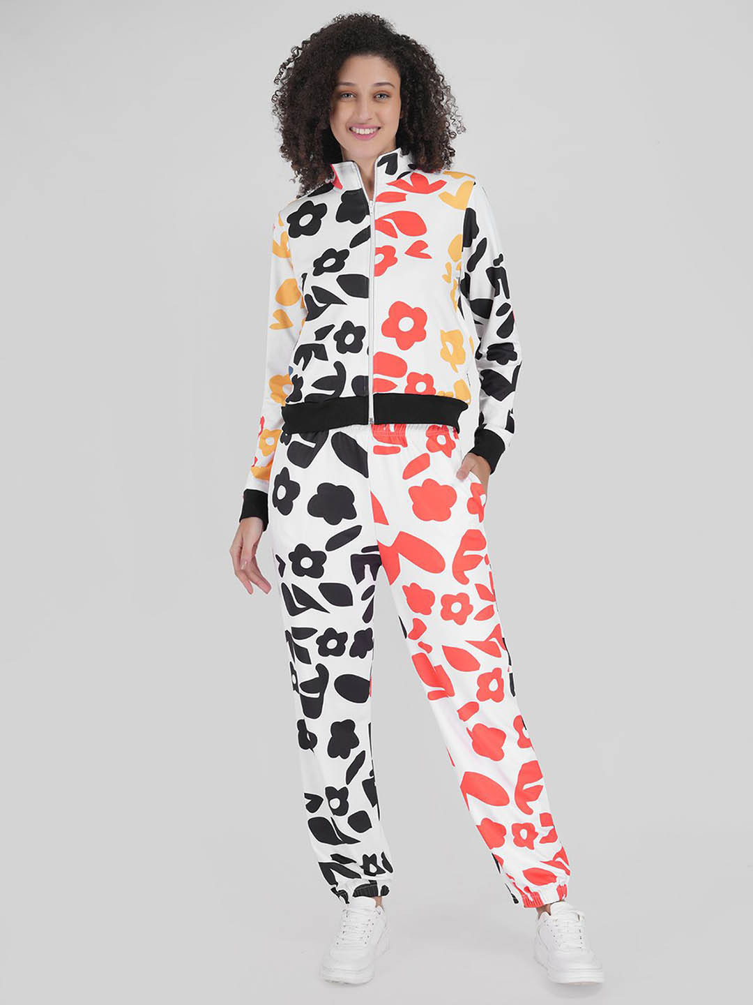 She N She Printed Sweatshirt With Joggers Co-Ords