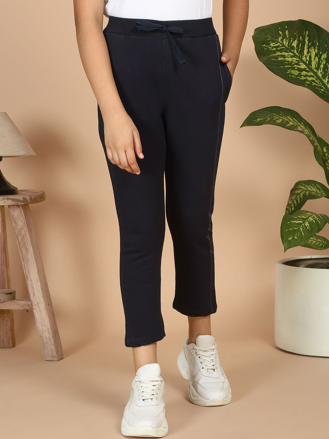 Sweet Dreams Girl Mid-Rise Track Pant