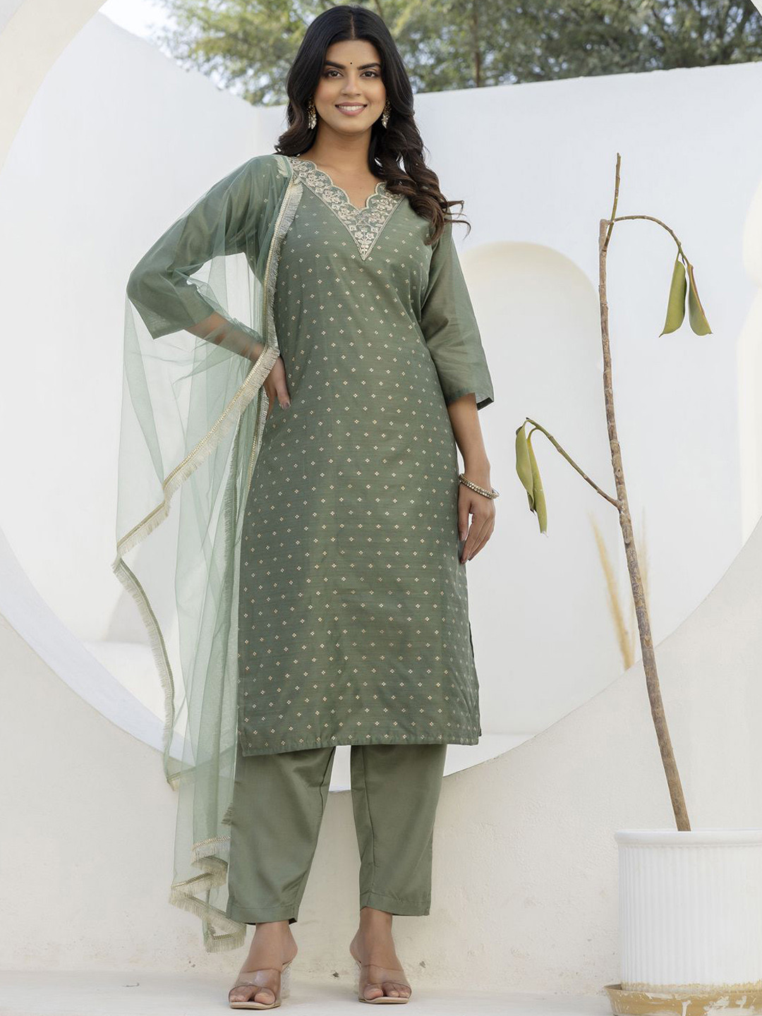 VredeVogel Women VredeVogel Women's Ethnic Kurta Pant Set with Dupattaa