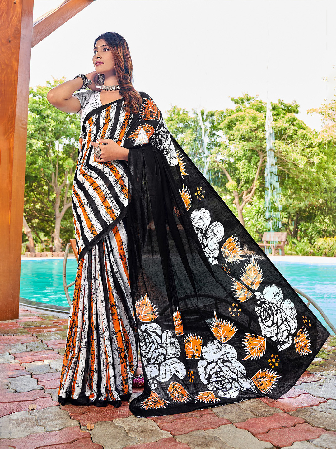 Munir Adults-Women Floral Pure Cotton Designer Bagru Regular Saree