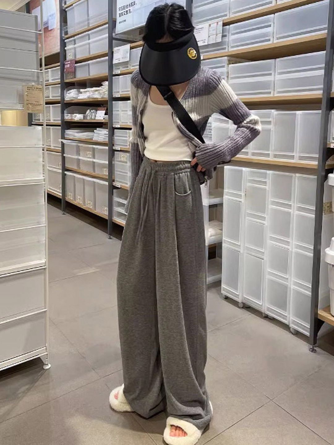 StyleCast Women Grey Wide Leg Trousers
