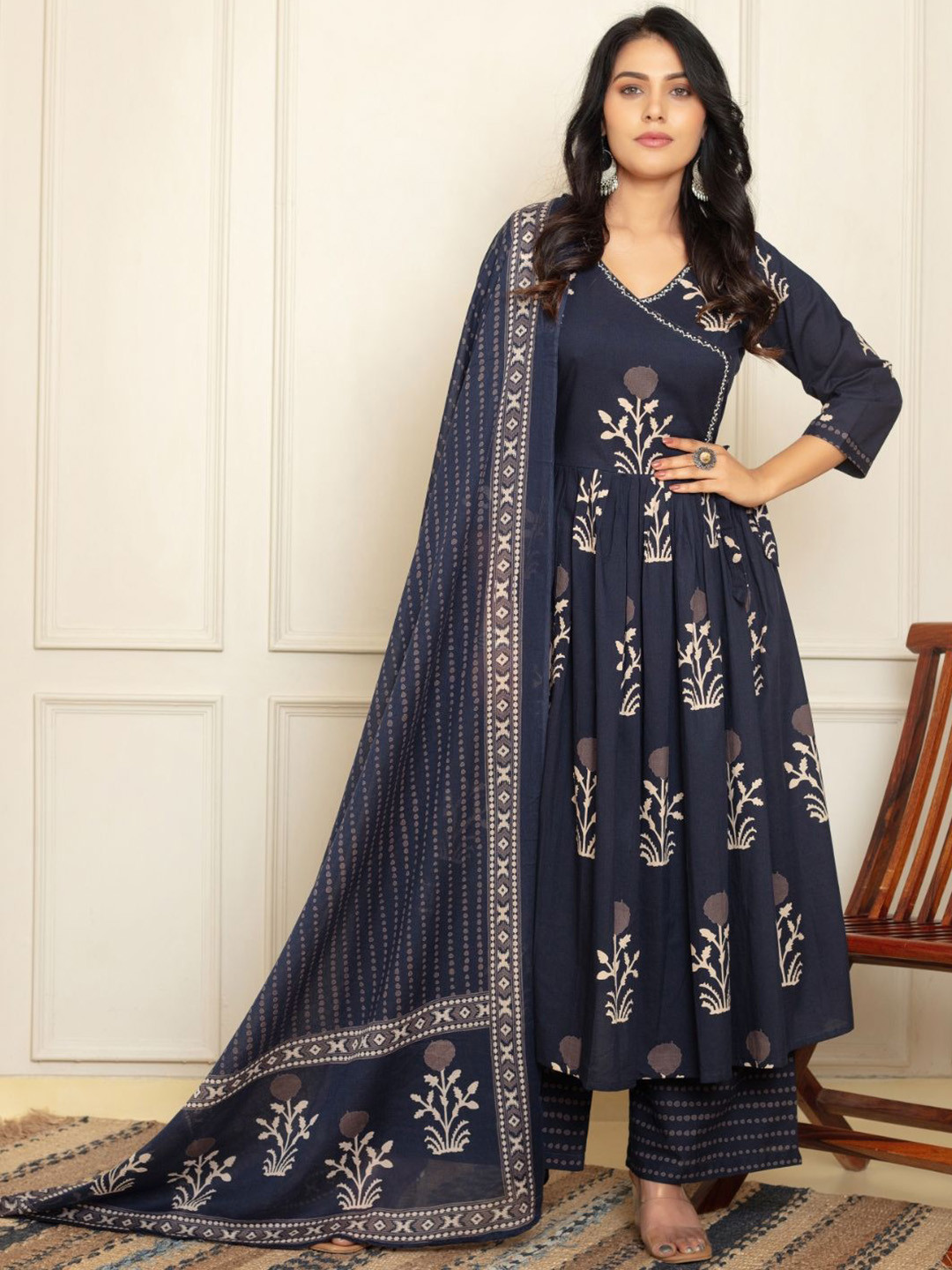 Chhaba 555 Women Angrakha Pure Cotton Kurta & Trousers With Dupatta