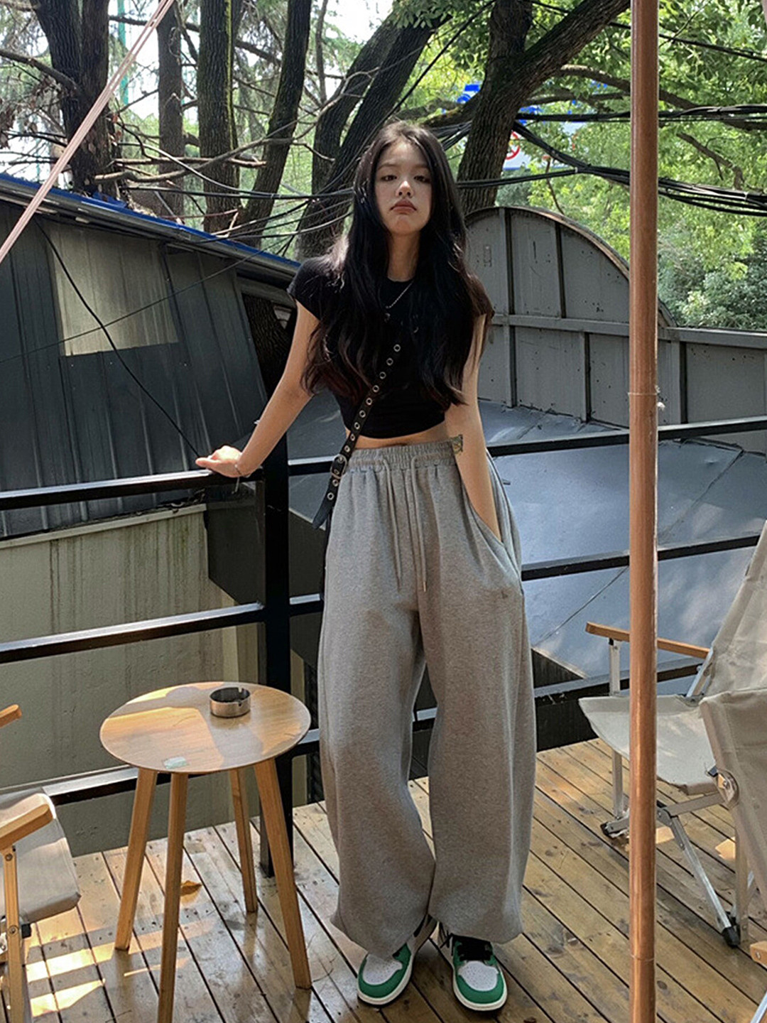 LULU & SKY Round Neck Crop Top