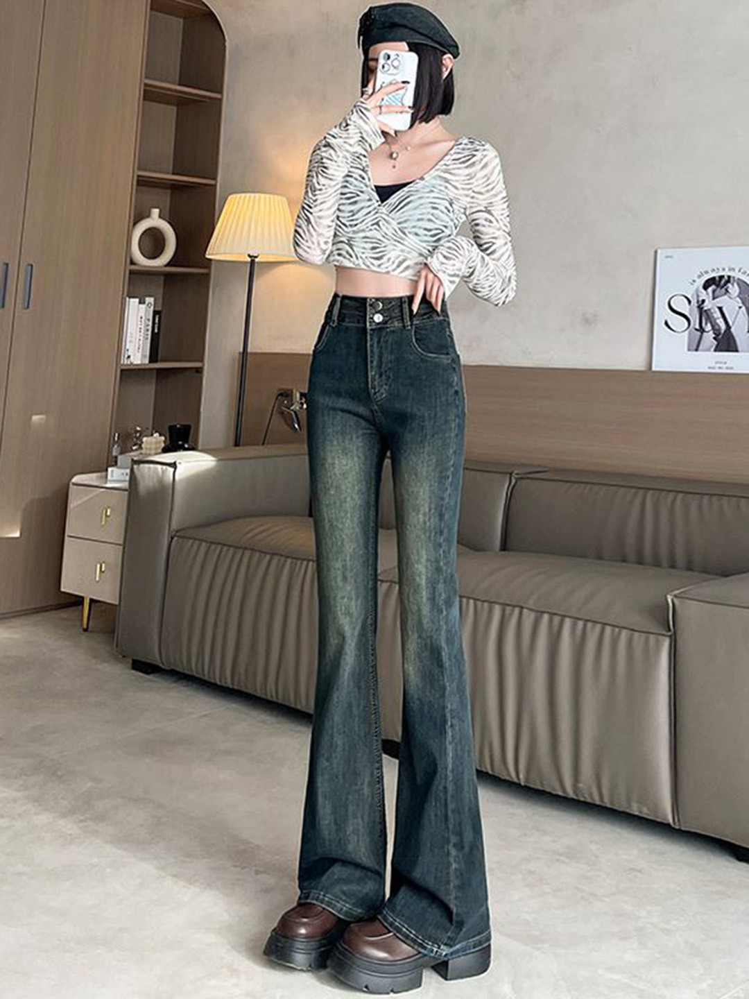 StyleCast Women slim fit High-Rise Cotton Light Fade Jeans