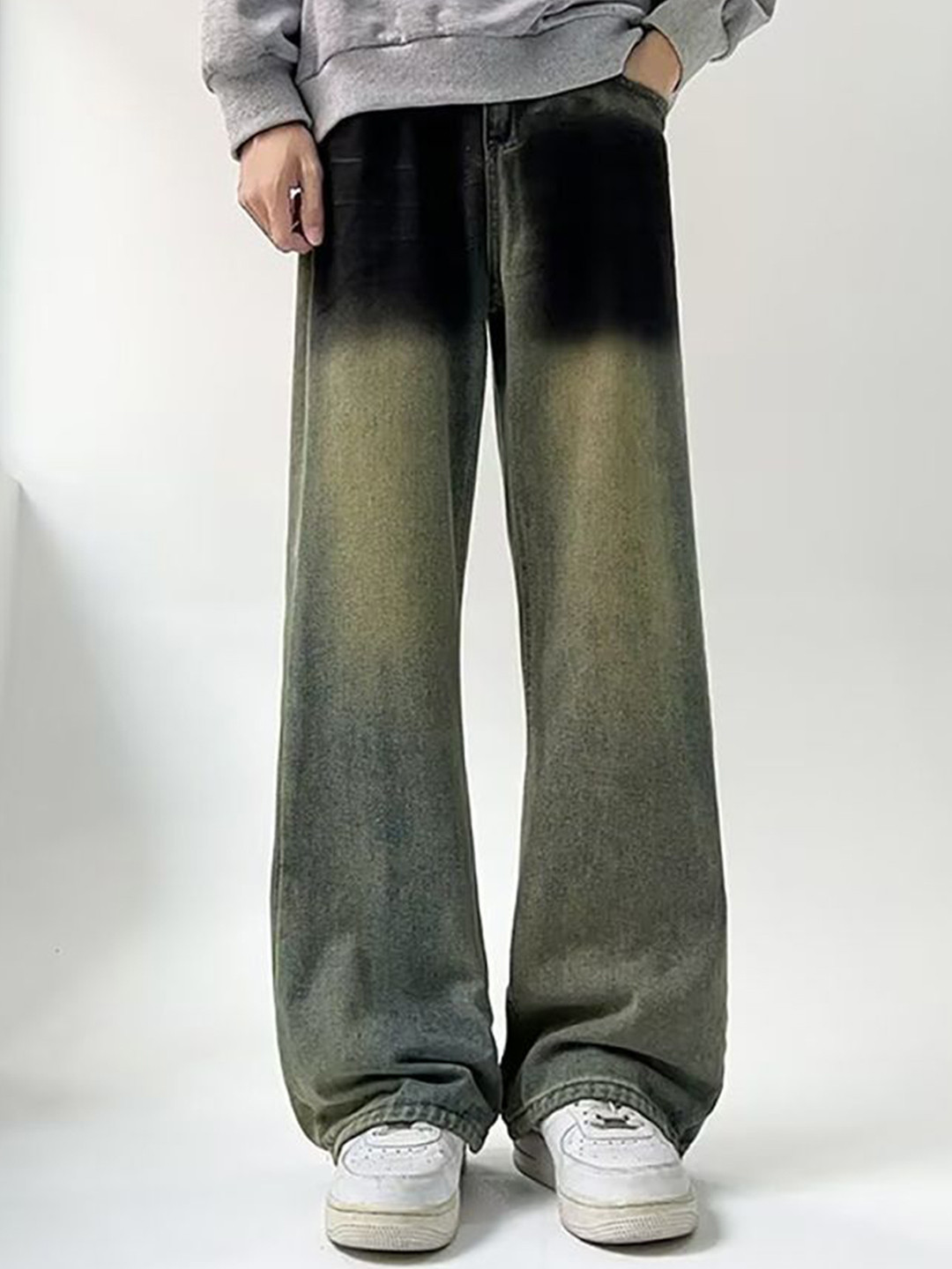 StyleCast x Revolte Men Mid-Rise Light Fade Regular Fit Jeans