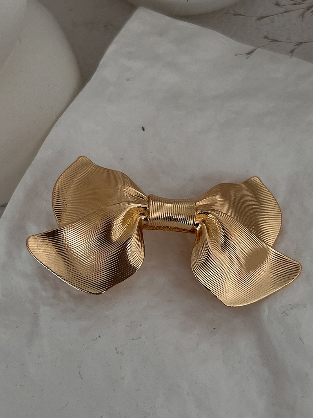 LULU & SKY Women Alligator Hair Clip