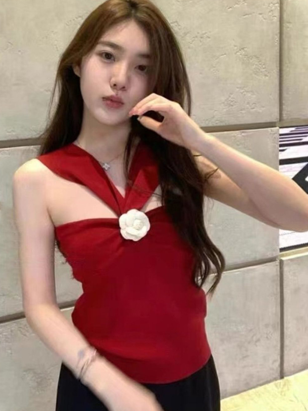 Red V-Neck Sleeveless Party Top