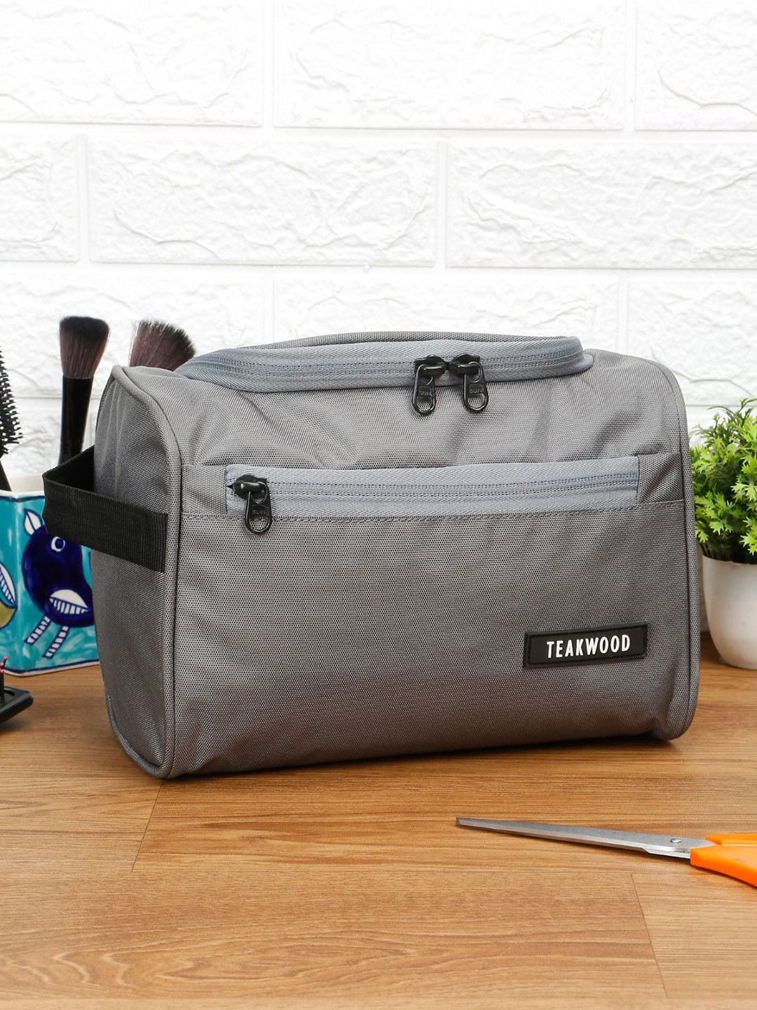 Teakwood Grey Essentials Travel Toiletry Bag
