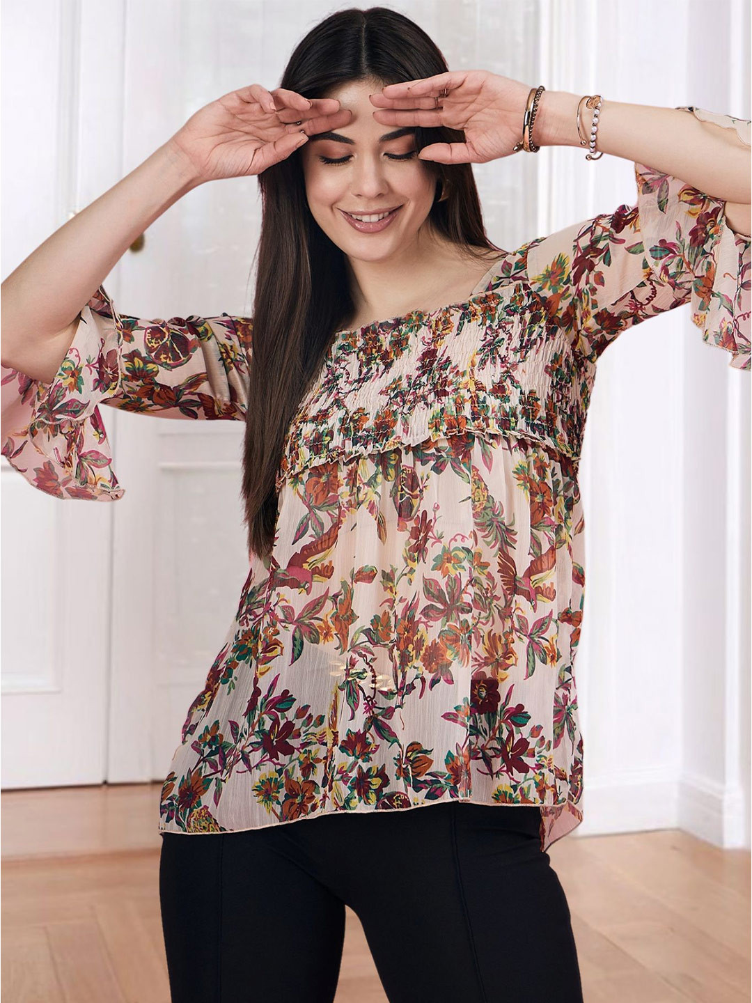 DressBerry Women Floral Printed Smocking Tops
