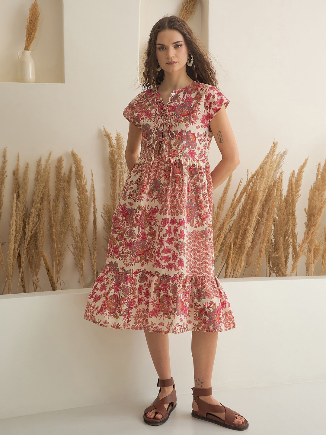 SANSKRUTIHOMES Off White Women Floral Printed A-Line Loose Fit Dress