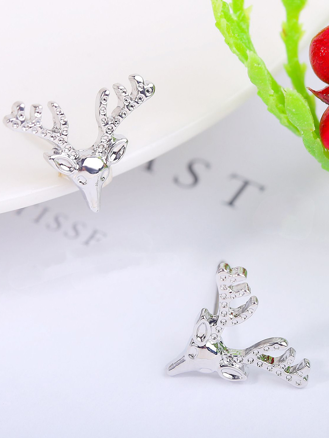 StyleCast x Revolte Silver-Plated Animal Shaped Stone Studded Chunky Studs