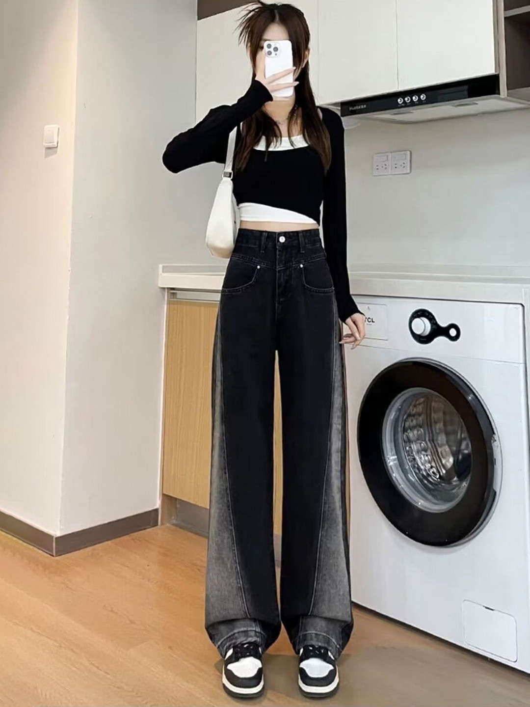 LULU & SKY Women Straight Fit High-Rise Retro Jeans