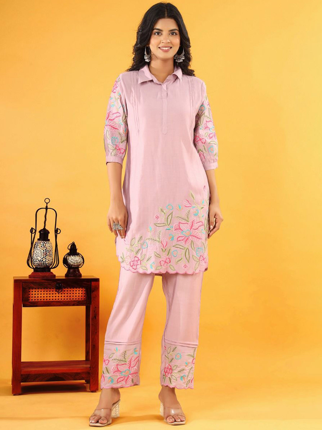 AUTUMN LANE Pawan Lily Embrodiery Cotton Co-Ord Set