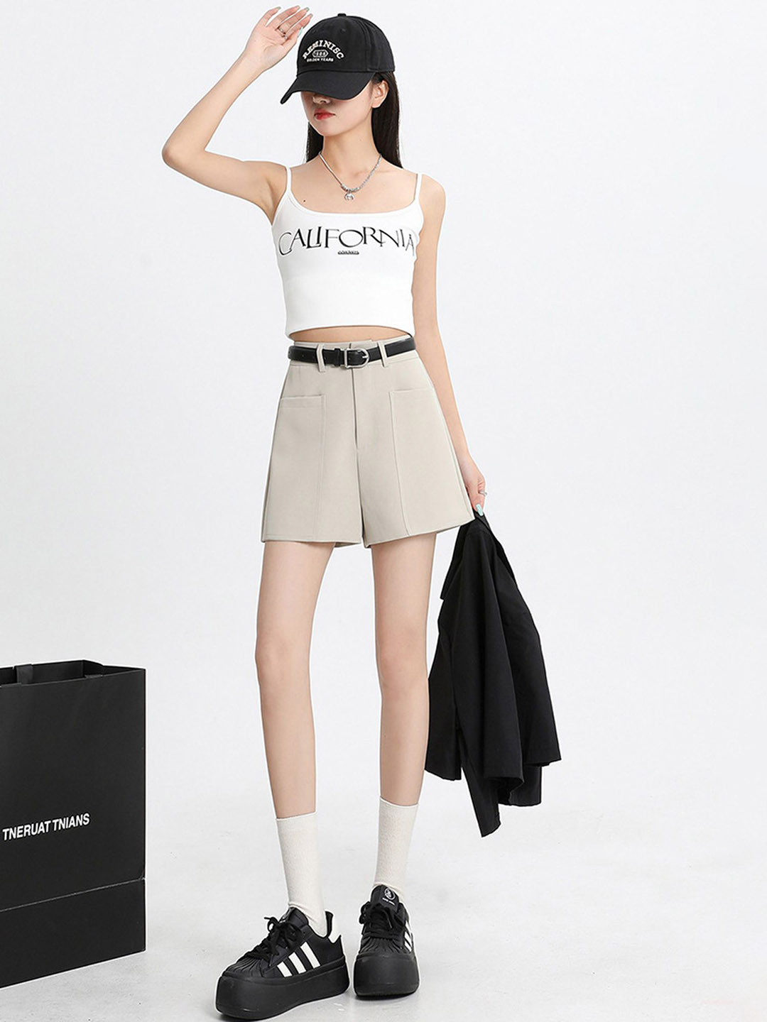 LULU & SKY Women High-Rise Wide Shorts