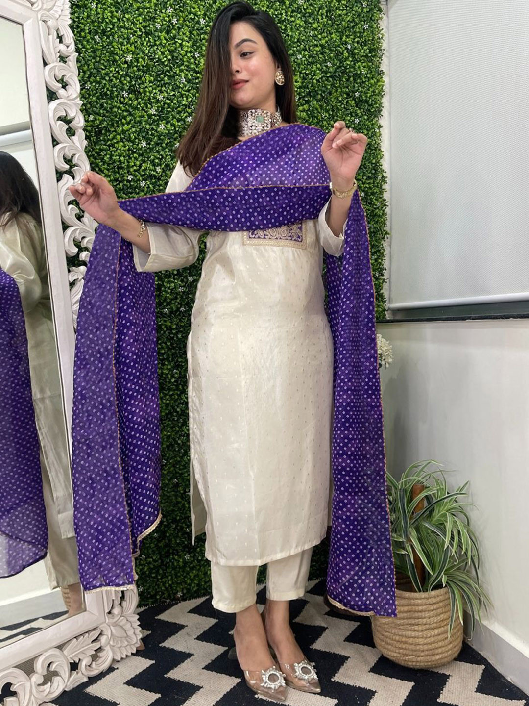 Anni Designer Women Ethnic Motifs Thread Work Kurta with Trousers & Dupatta Kurta Sets