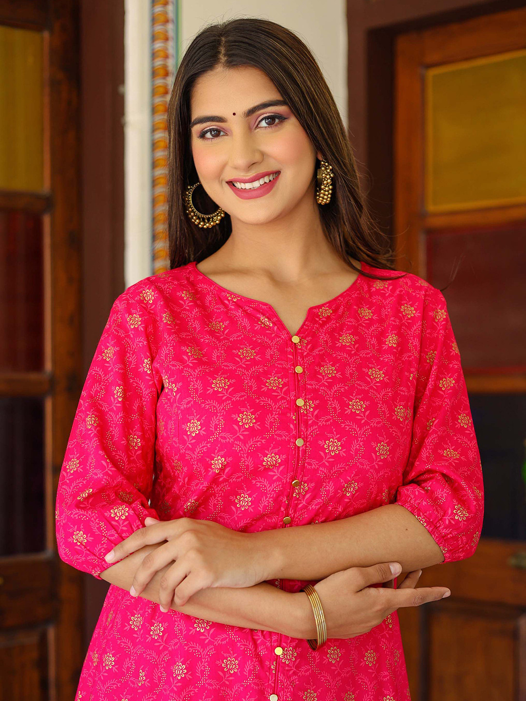 IKRASS Women Floral Printed Anarkali Kurta  Calflength Zari