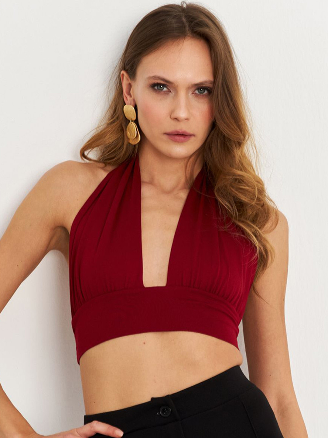 Cool & Sexy Women Solid Halter Neck Gathered or Pleated Styled Back Crop Top