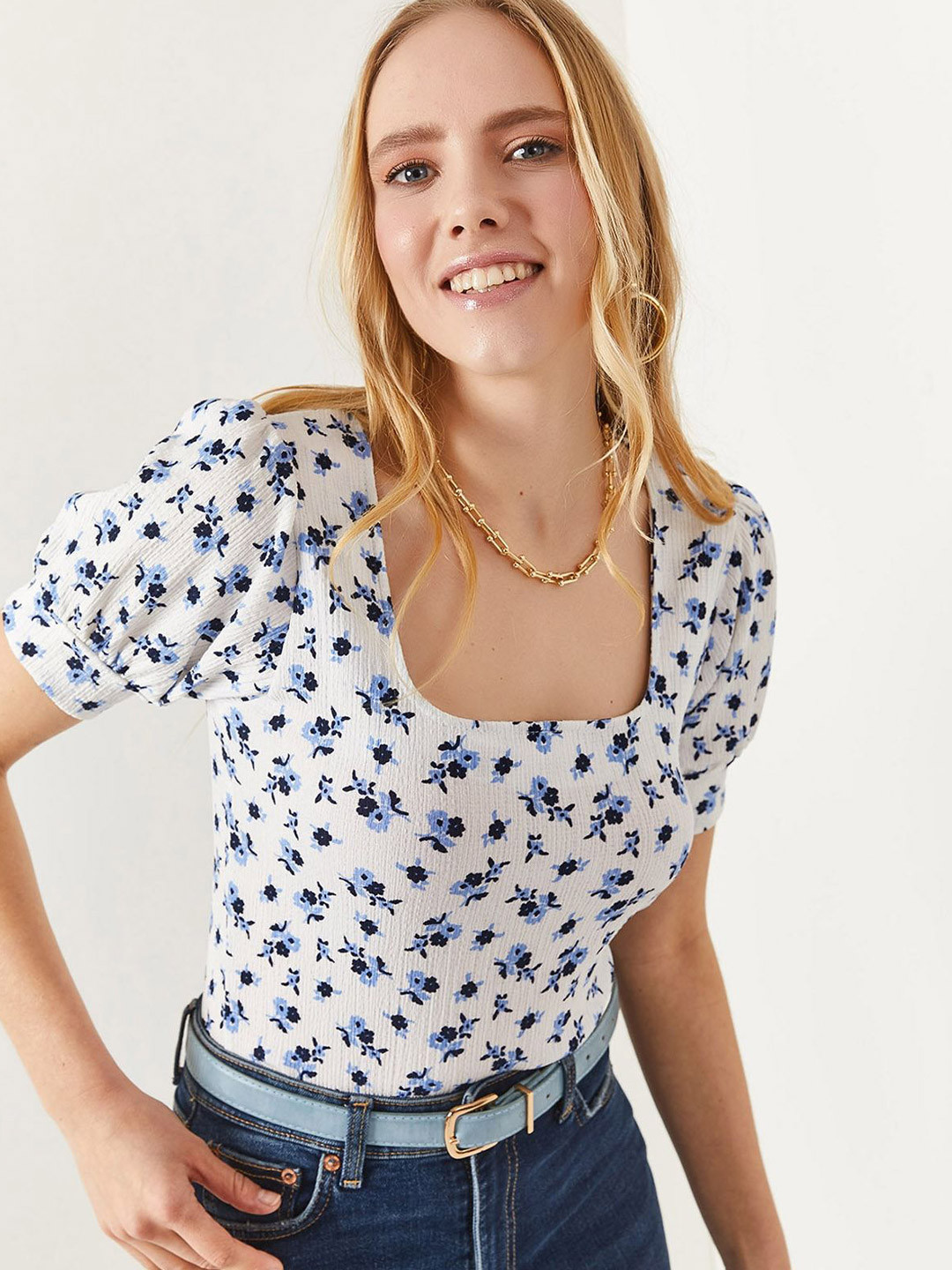 Olalook Women Floral Printed Puff Sleeve Top