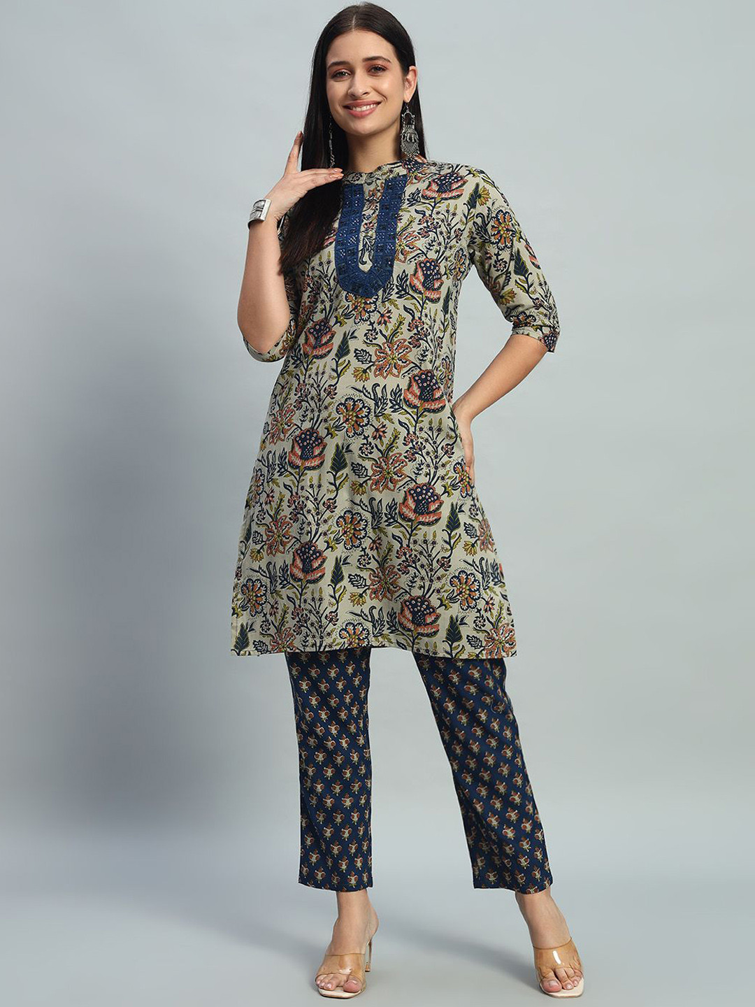 NATURE CRAFT Women Floral Printed Regular Pure Cotton Kurta Sets