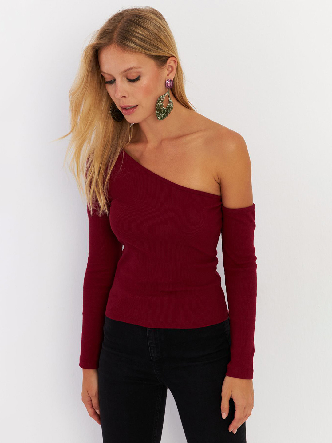 Cool & Sexy One Shoulder Top