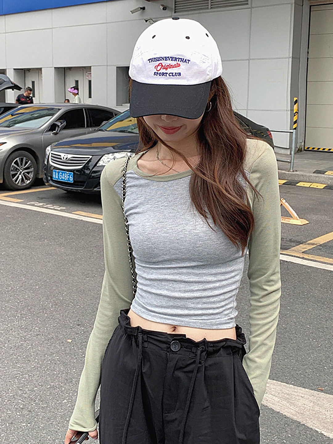 LULU & SKY Green Grey Solid Raglan Sleeves Crop Top