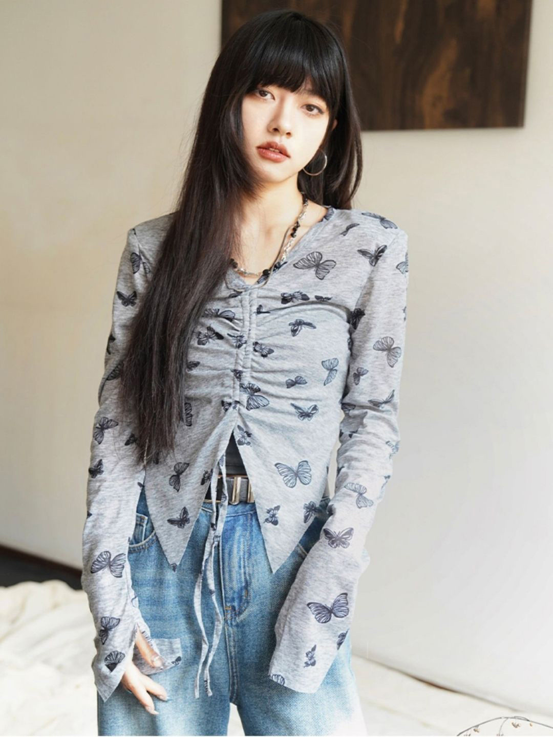 KPOP Women Graphic Printed  Long Sleeves Asymmetric Top
