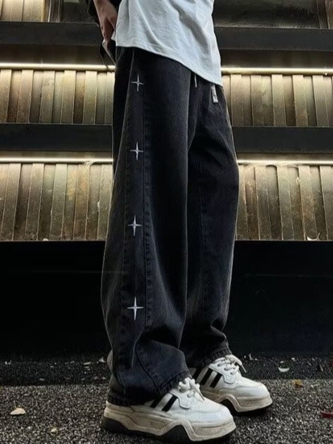 StyleCast Men Black Mid-Rise Stretchable Wide Leg Jeans