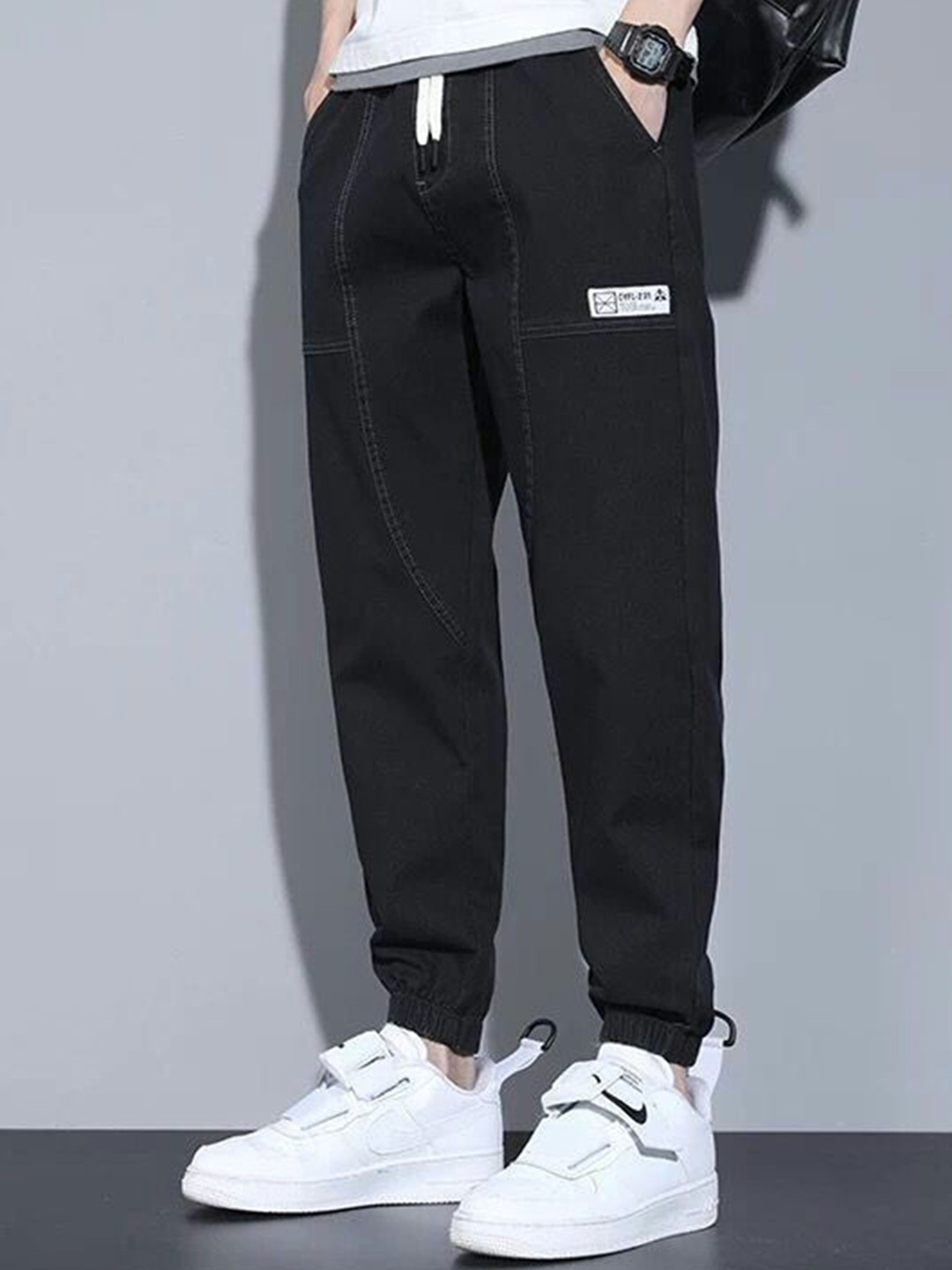 StyleCast Mens Mid-Rise Joggers 3002061-Black