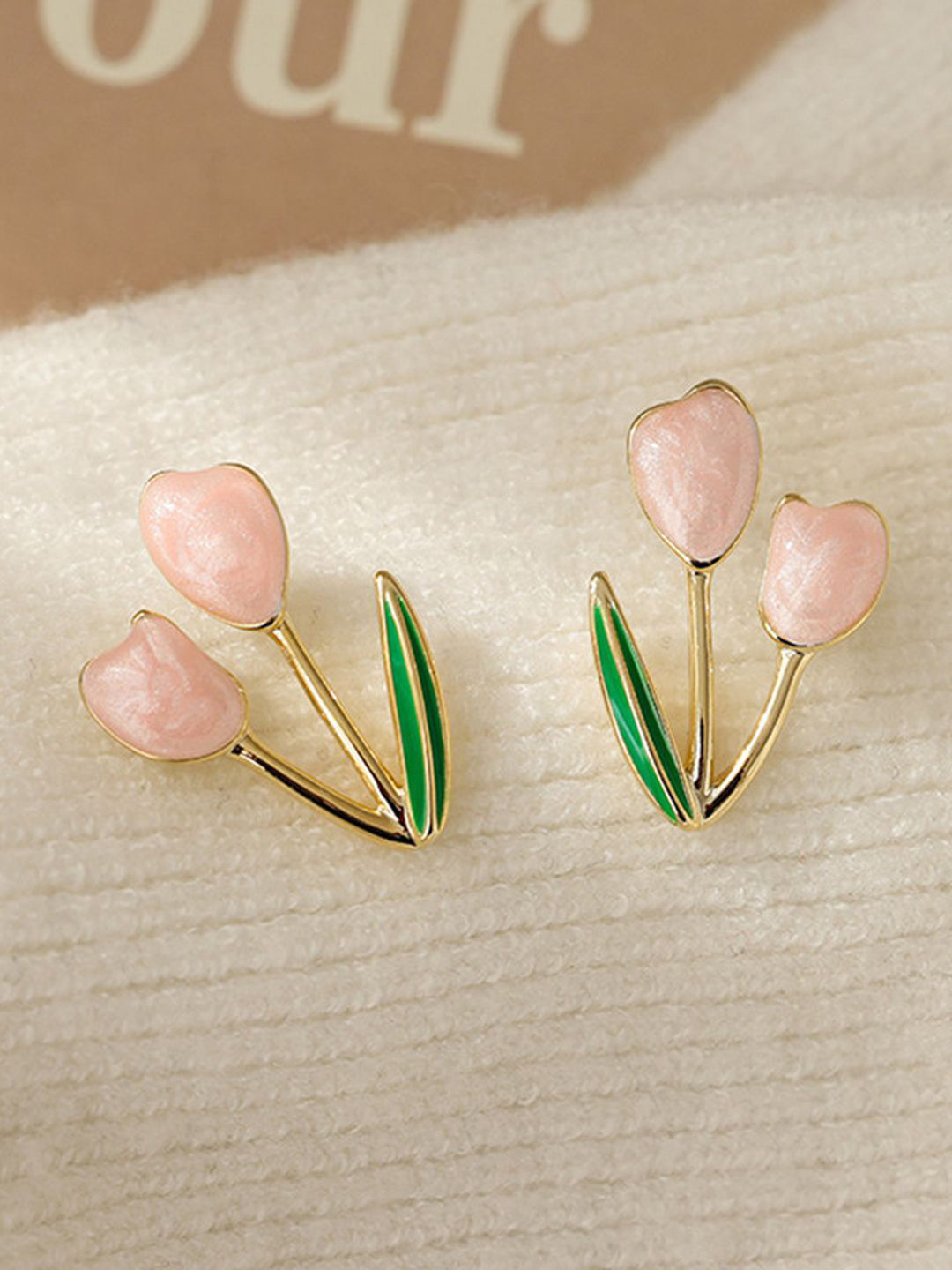 FIMBUL Gold-Plated Charming Pink Tulip Bloom Floral Shaped Studs