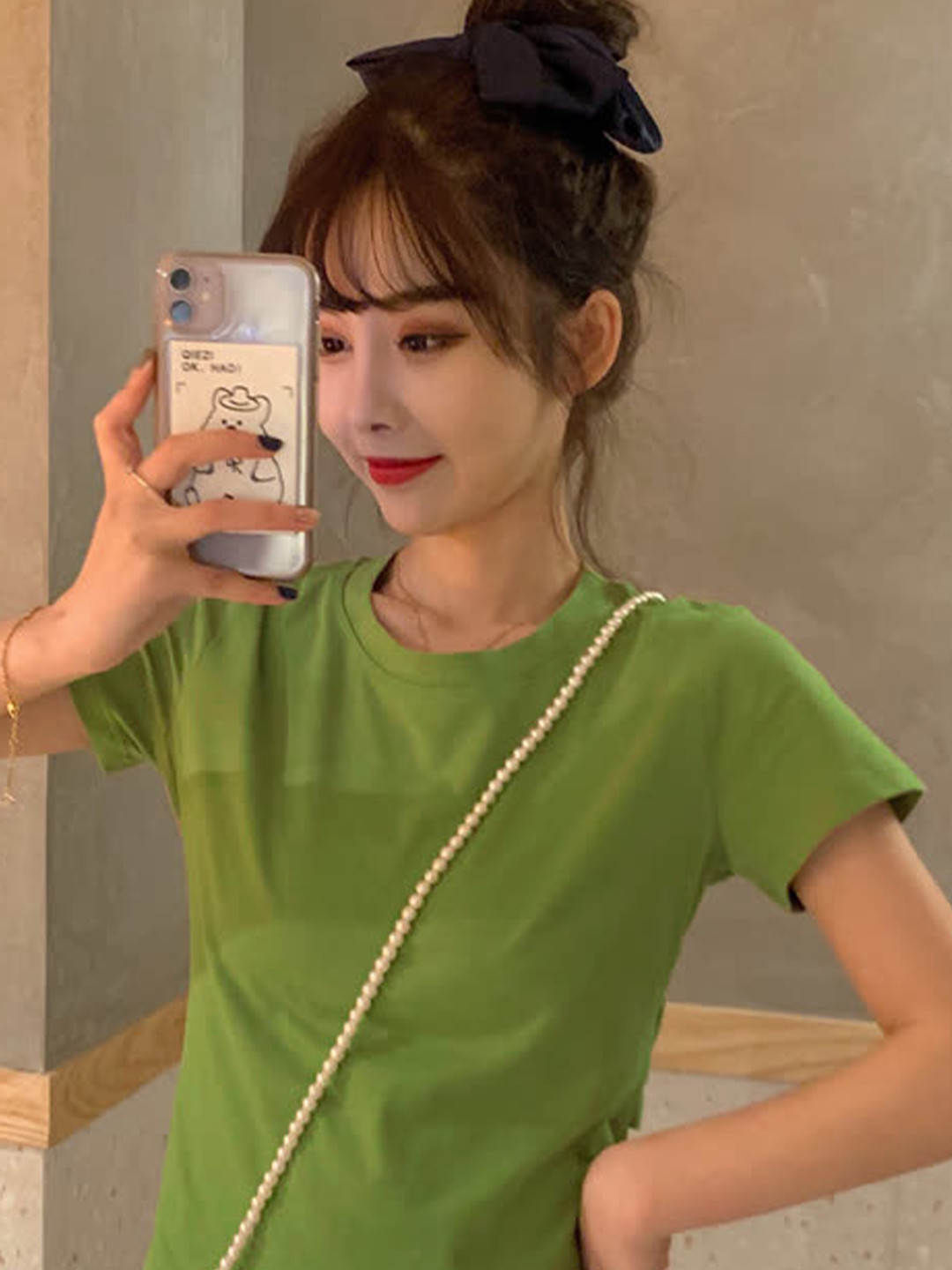 LULU & SKY Round Neck Short Sleeves Styled Back Top