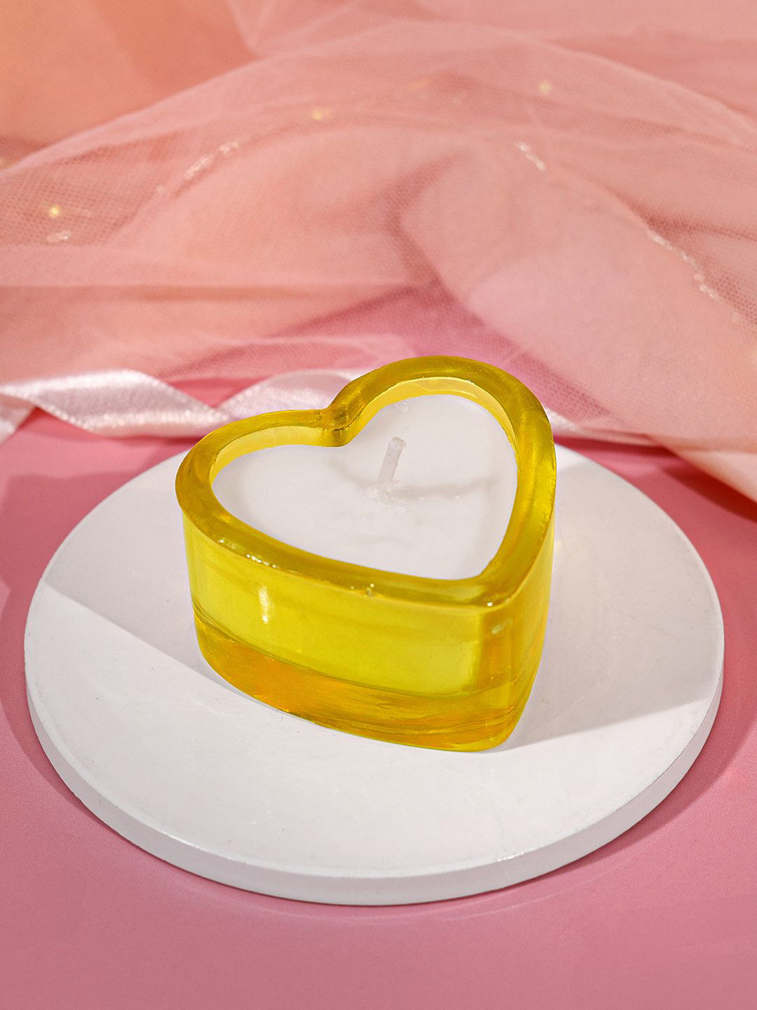 GIVA Blazing Scented 1 Wick Blazing Vanilla Solid Heart Regular Tea Light Candles