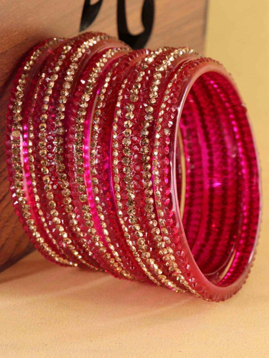 LAVAZZA Set Of 6 Fancy Glass Crystals Studded Bangles