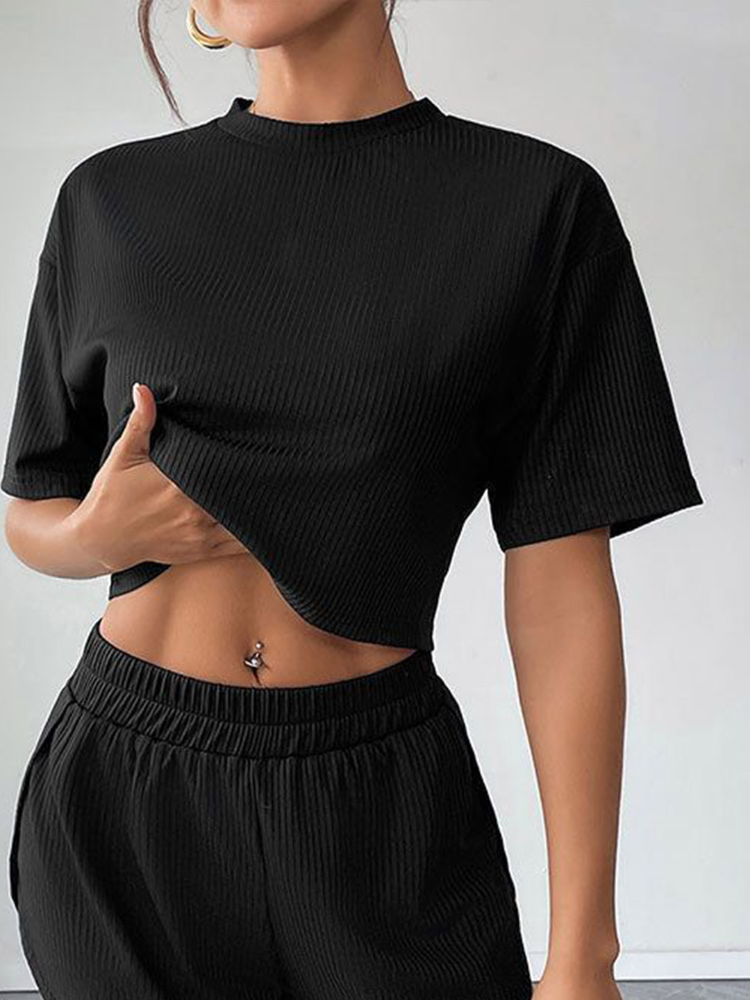 Outzidr Crop T-shirt